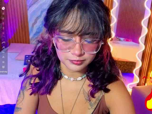 Kristen-tay webcam