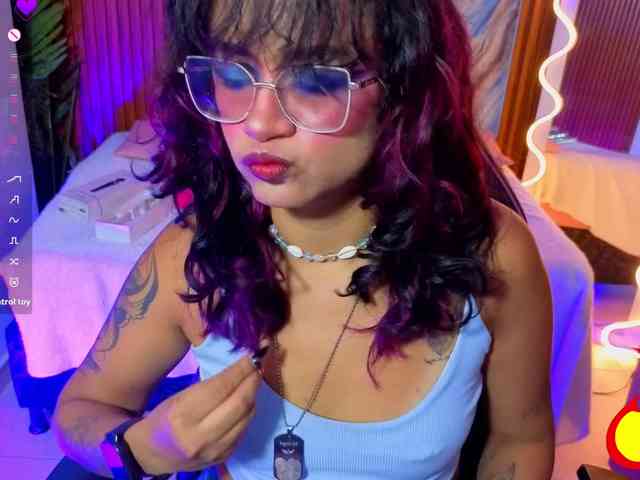 Kristen-tay webcam