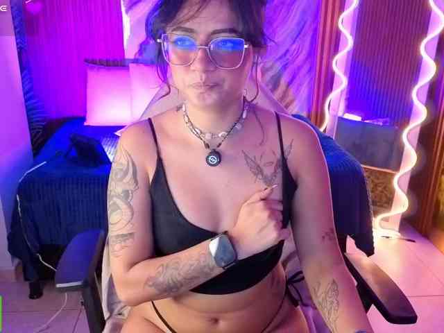 Kristen-tay