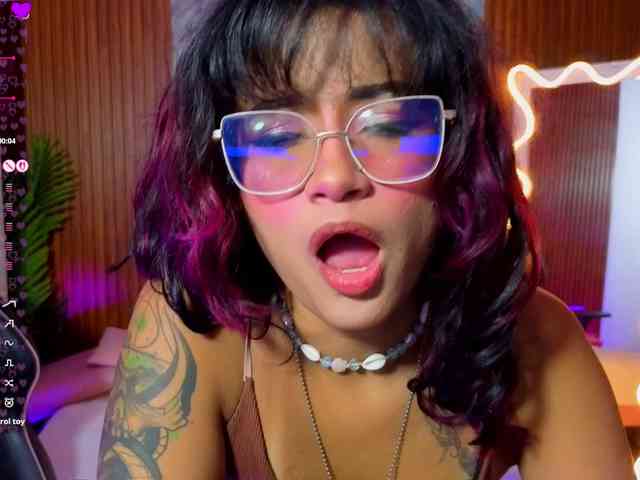 Kristen-tay webcam