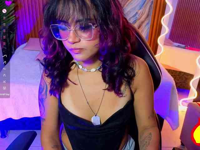 Kristen-tay webcam