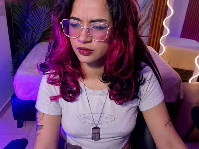 Kristen-tay webcam
