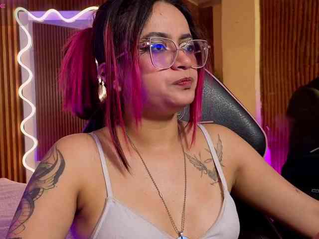 Kristen-tay