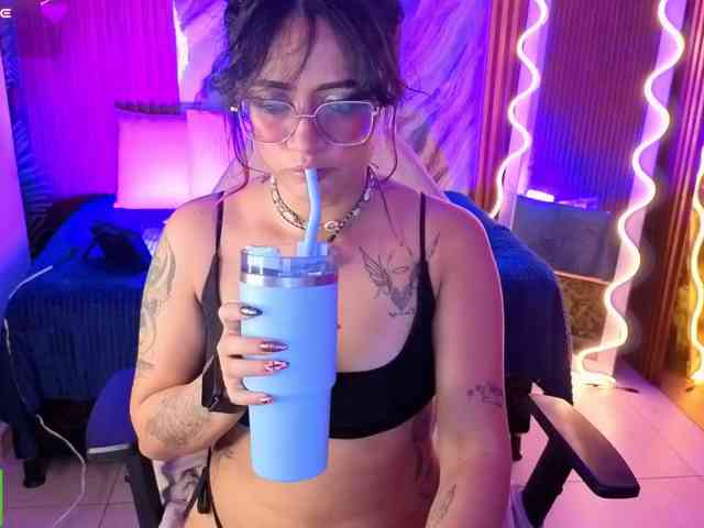 Kristen-tay