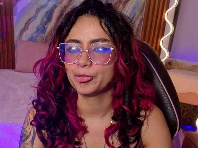 Kristen-tay webcam