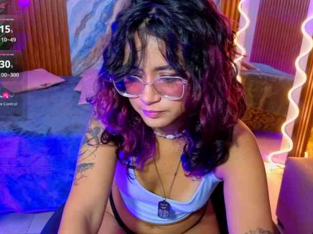 Kristen-tay webcam