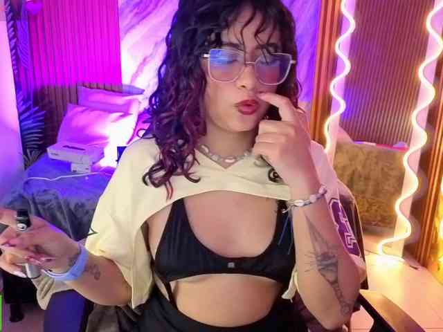 Kristen-tay