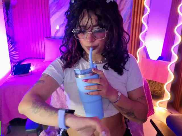Kristen-tay