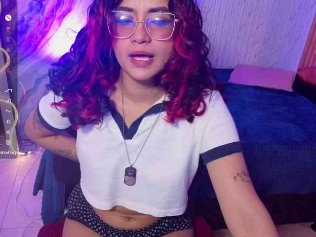 Kristen-tay webcam