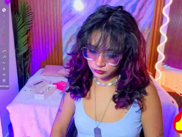 Kristen-tay webcam