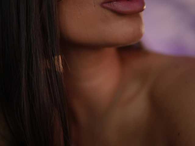 JessyKisss's BongaCams show and profile