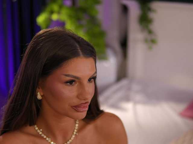 JessyKisss live cam on BongaCams