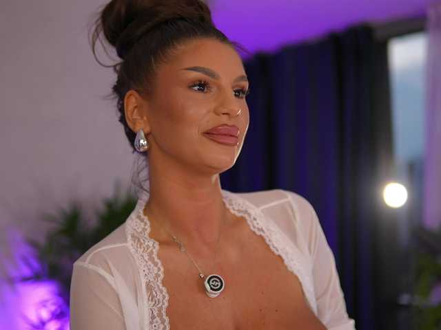 JessyKisss live cam on BongaCams