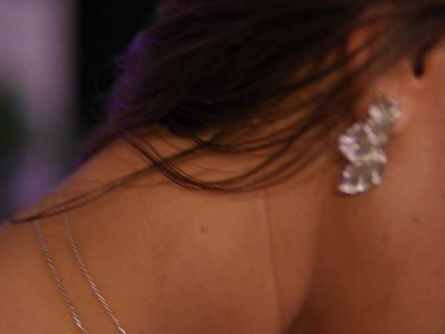 JessyKisss live cam on BongaCams