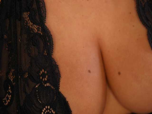 JessyKisss live cam on BongaCams