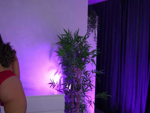 JessyKisss's BongaCams show and profile