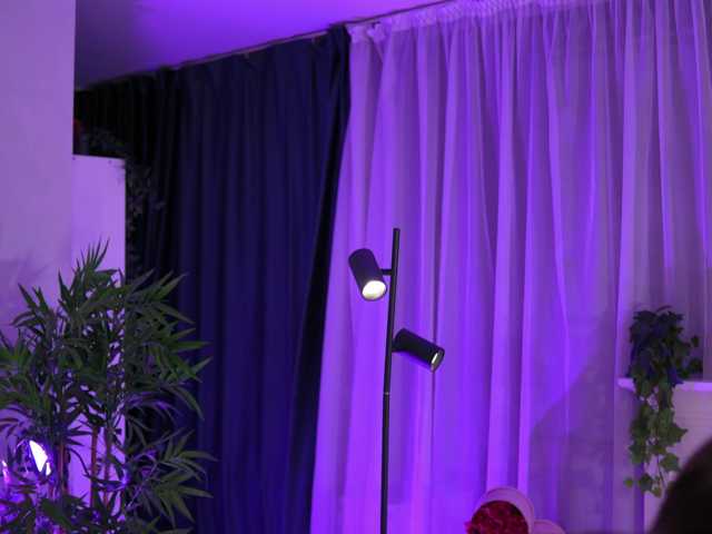 JessyKisss, en directo ahora en BongaCams