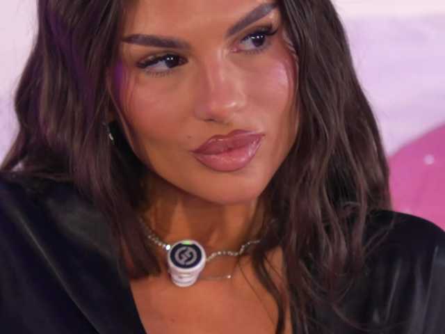 JessyKisss live cam on BongaCams
