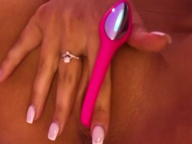 JessyKisss live cam on BongaCams
