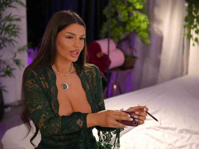 JessyKisss Live Webcam on BongaCams