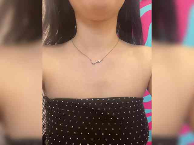 Model: desdemonaaaa