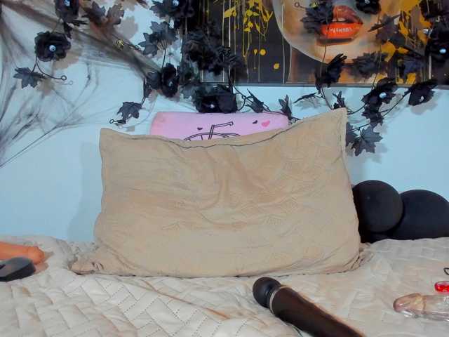 milfhorny69 live cam on BongaCams