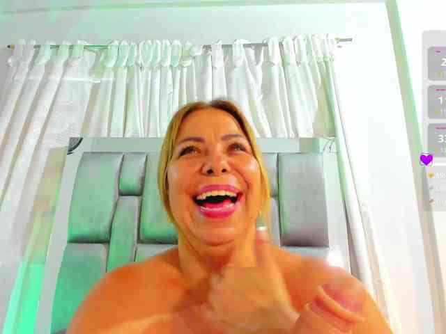 milfhorny69 webcam