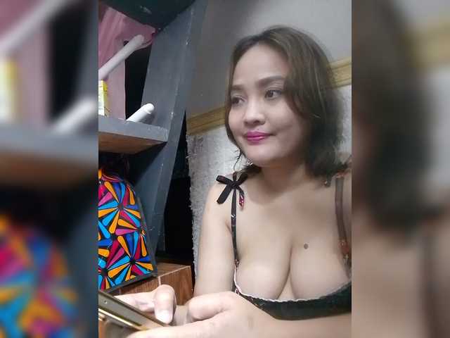 le modèle SweetSmile08 est en webcam porno dans un show sur le site bongacams, il possède les tags suivants: Asian,Blonde,Hairy