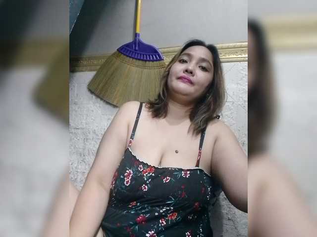 hairyquinn28 live cam on BongaCams