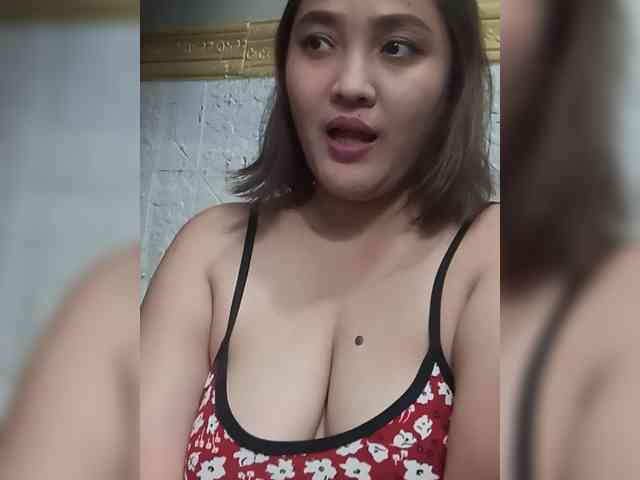 Model: SweetSmile08