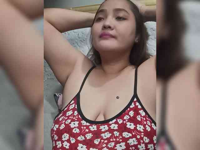 hairyquinn28 Live Webcam on BongaCams