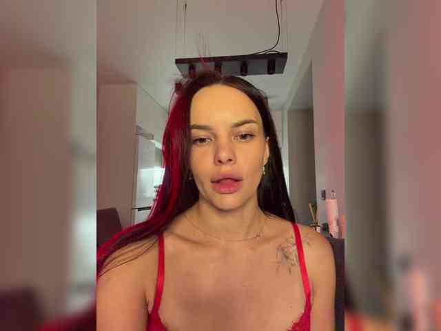 Klubnika13 webcam
