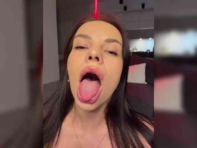 Klubnika13 webcam