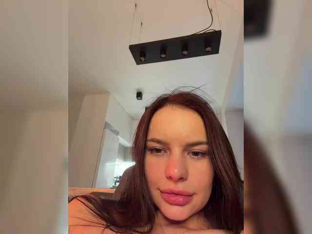 Klubnika13 webcam