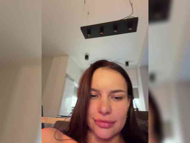 Klubnika13 webcam