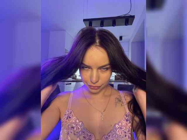 Klubnika13 webcam