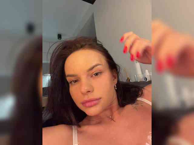Klubnika13 webcam