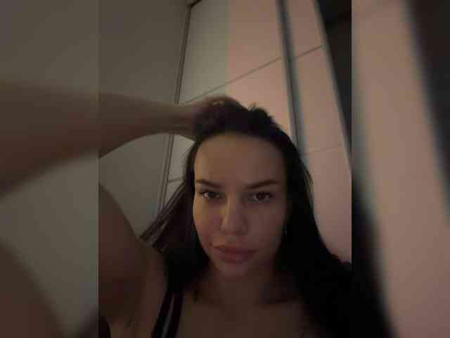 Klubnika13 webcam