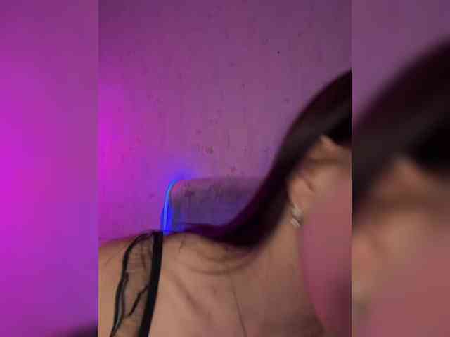 Klubnika13 webcam