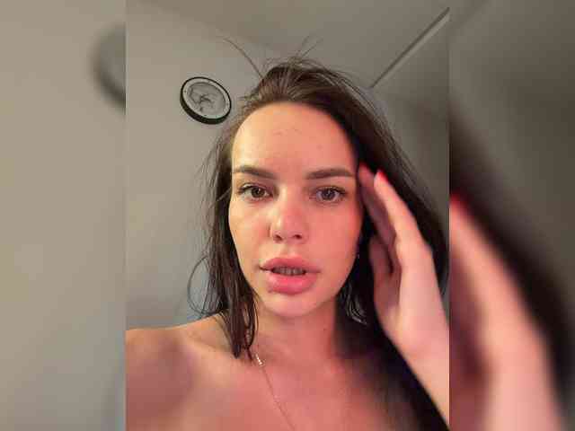 Klubnika13 webcam