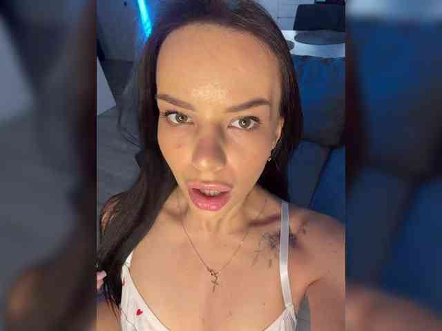 Klubnika13 webcam