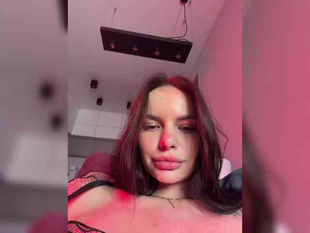Klubnika13 webcam