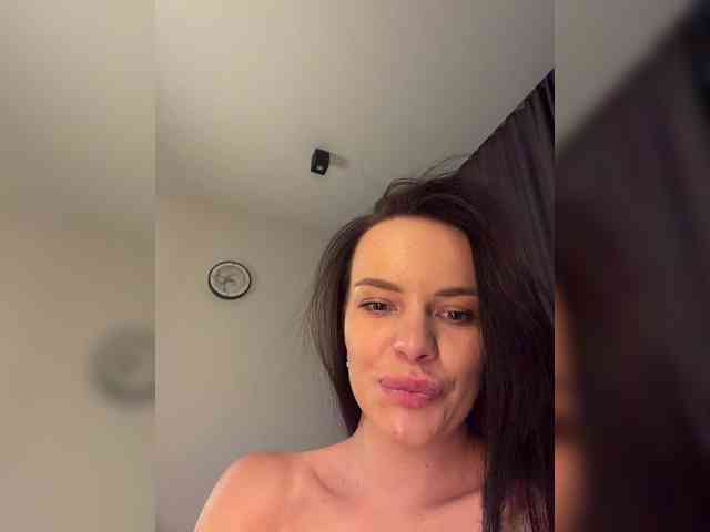 Klubnika13 webcam