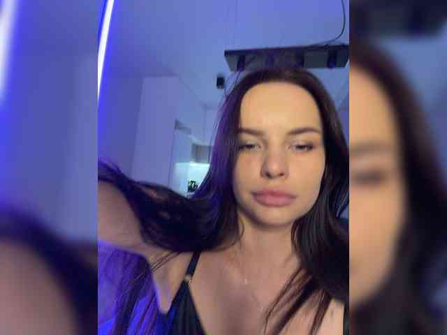 Klubnika13 webcam
