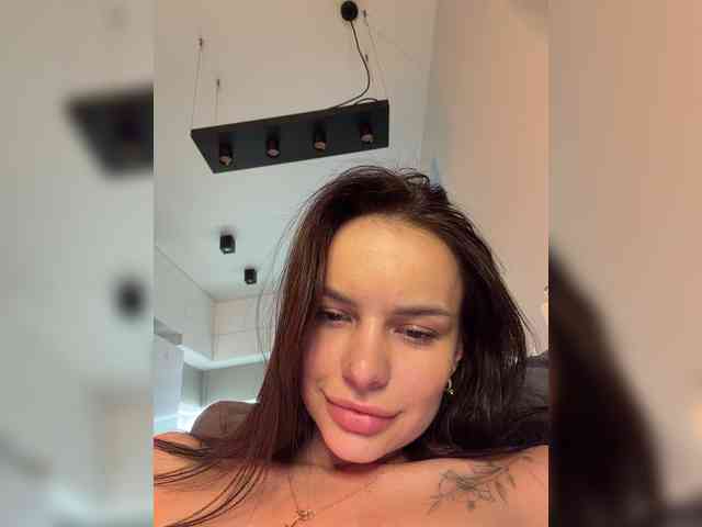 Klubnika13 webcam