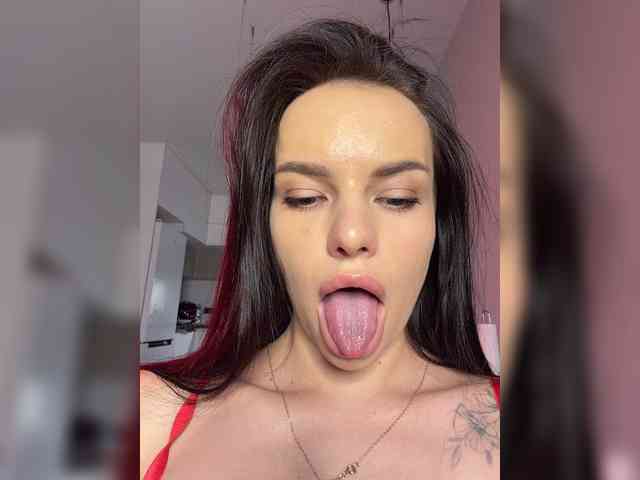 Klubnika13 webcam