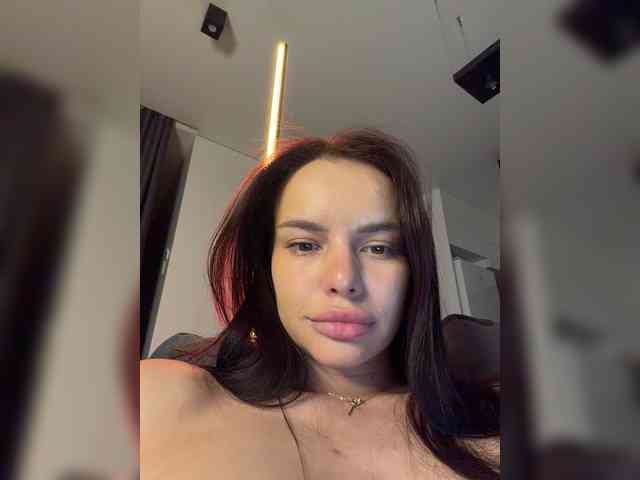 Klubnika13 webcam
