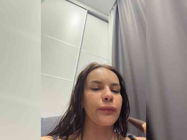 Klubnika13 webcam