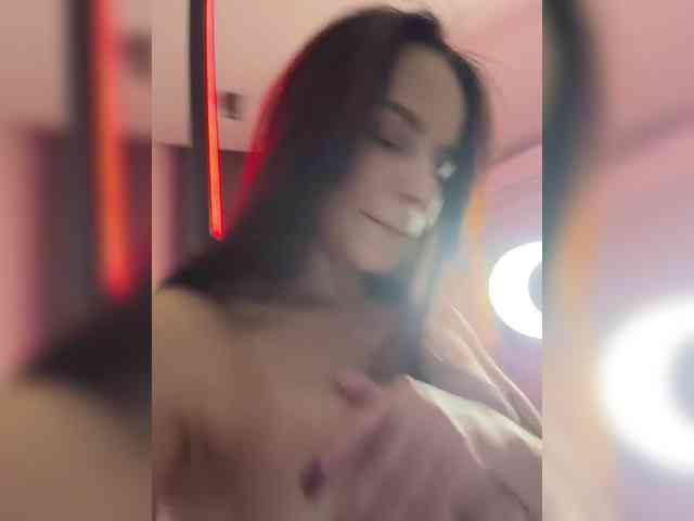 Klubnika13 webcam