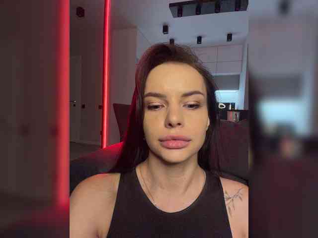 Klubnika13 webcam
